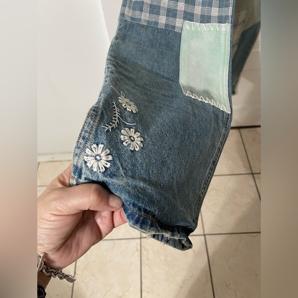 FREE PEOPLE STEINBECK PATCHED STRAIGHT LEG JEANS Size 27 - Picture 6 of 16